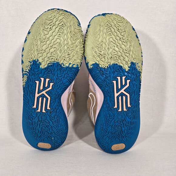 NIKE Kyrie 7 Exclusive "1 World 1 People" Regal Pink Sneakers Women's Size 8. - Picture 17 of 17